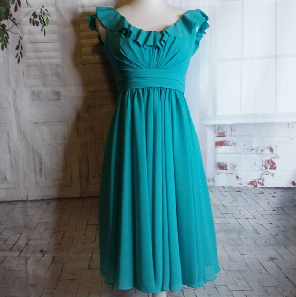 Wtoo by Watters mint green chiffon cocktail dress w/flutter sleeves #916 size 2